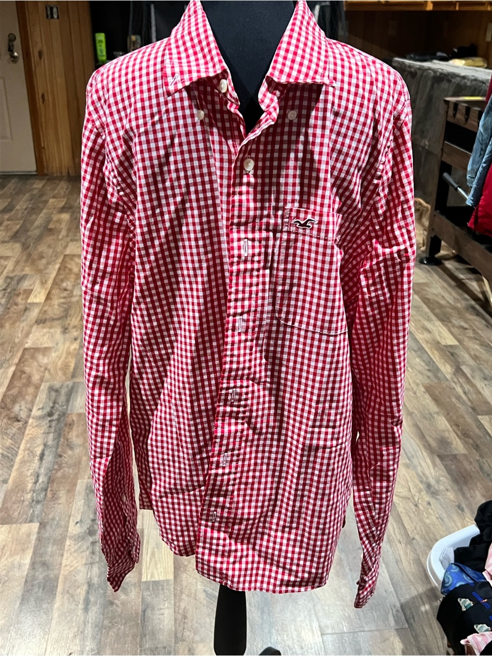Hollister Red and White Gingham Button-Up Shirt